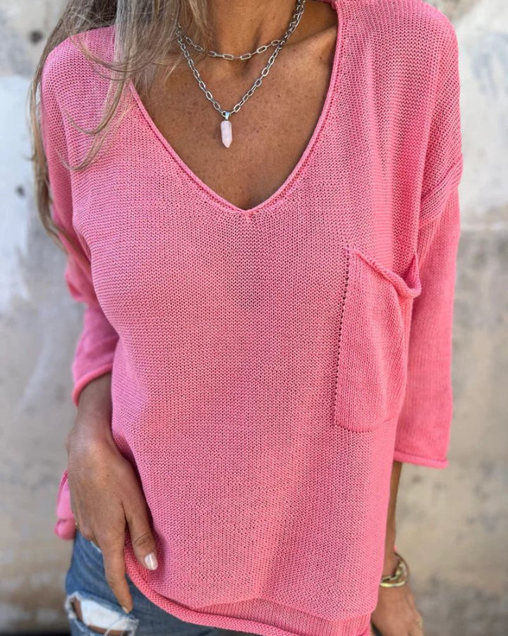 EVVE - BREATHABLE V-NECK TOP