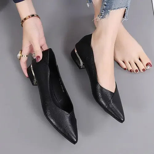 KENDRA – ELEGANT POINTED FLATS