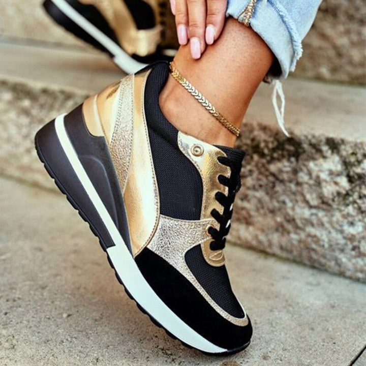 WILLA - STYLISH SNEAKERS